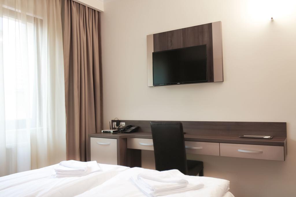 Hotel Rao Cluj-Napoca Quarto foto